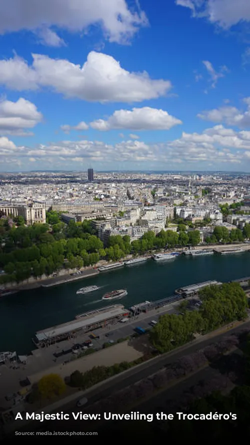 A Majestic View: Unveiling the Trocadéro's Charm