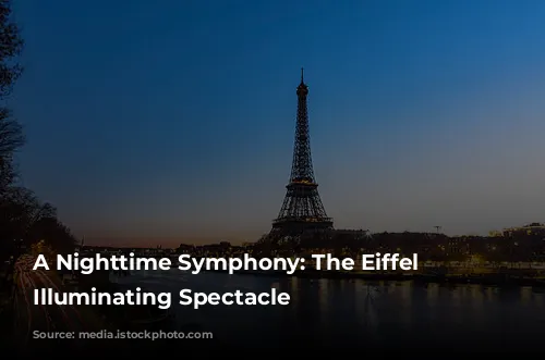 A Nighttime Symphony: The Eiffel Tower’s Illuminating Spectacle