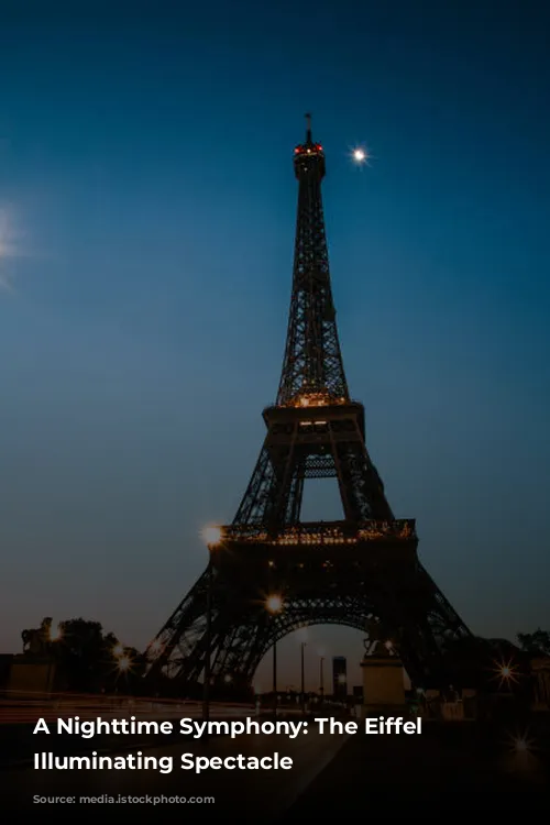 A Nighttime Symphony: The Eiffel Tower’s Illuminating Spectacle