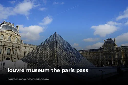 louvre museum the paris pass