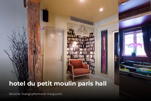 hotel du petit moulin paris hall