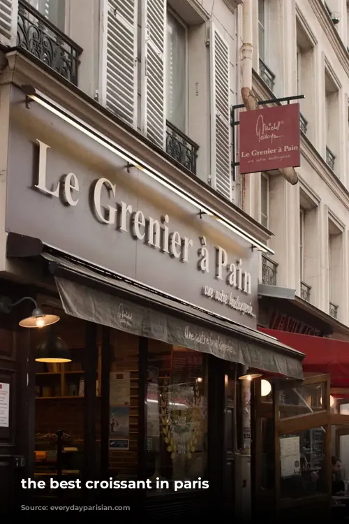 the best croissant in paris