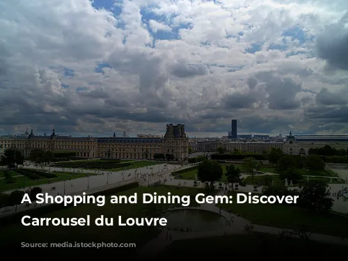 A Shopping and Dining Gem: Discover the Carrousel du Louvre