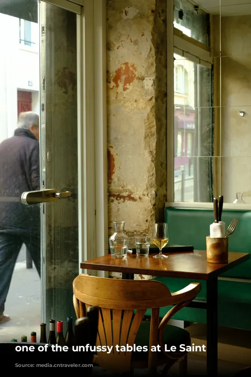 one of the unfussy tables at Le Saint Sébastien