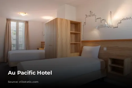 Au Pacific Hotel