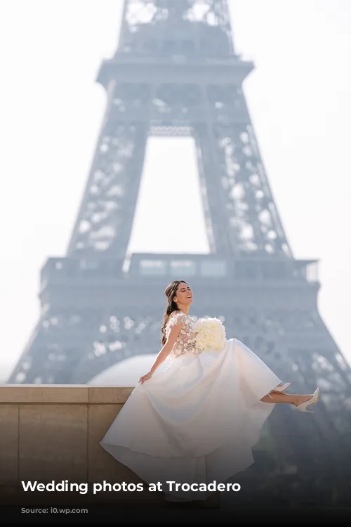 Wedding photos at Trocadero