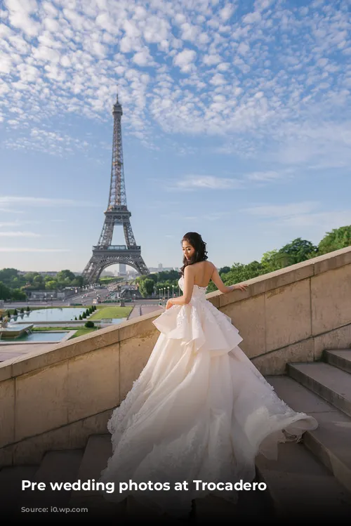 Pre wedding photos at Trocadero