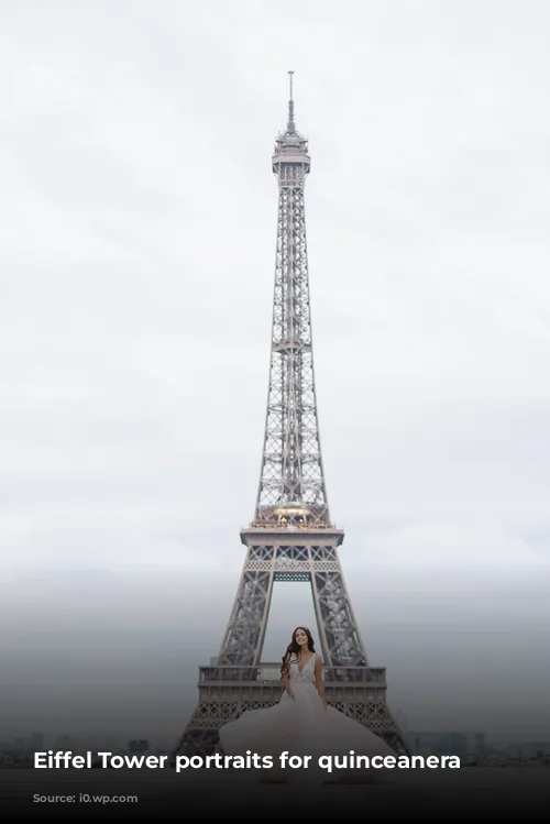 Eiffel Tower portraits for quinceanera