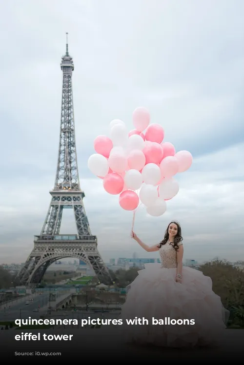 quinceanera pictures with balloons et eiffel tower