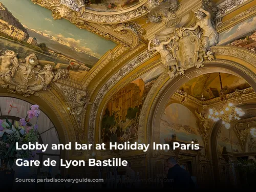 Lobby and bar at Holiday Inn Paris - Gare de Lyon Bastille