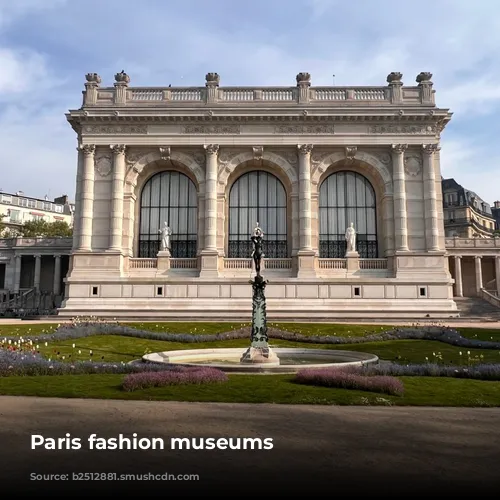 Paris fashion museums