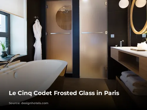 Le Cinq Codet Frosted Glass in Paris