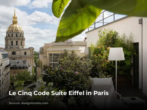 Le Cinq Code Suite Eiffel in Paris