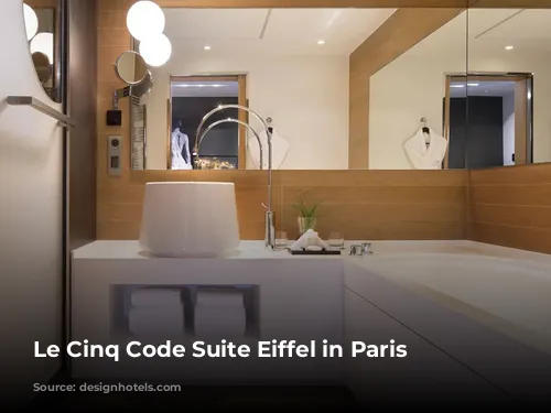 Le Cinq Code Suite Eiffel in Paris