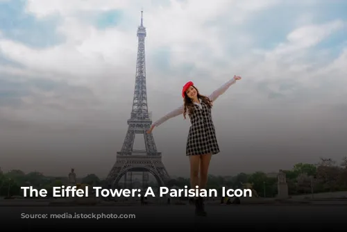  The Eiffel Tower: A Parisian Icon 