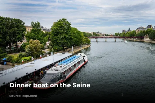 Dinner boat on the Seine