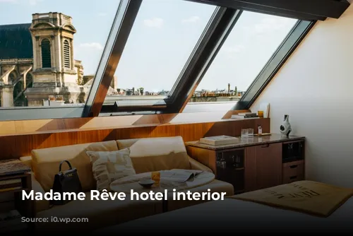 Madame Rêve hotel interior