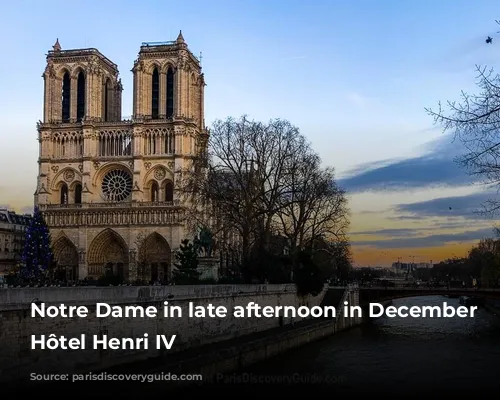 Notre Dame in late afternoon in December near Hôtel Henri IV 